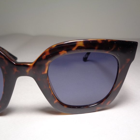 Victoria\'s Secret PK0024 Havana New Women\'s Sunglasses main image 11